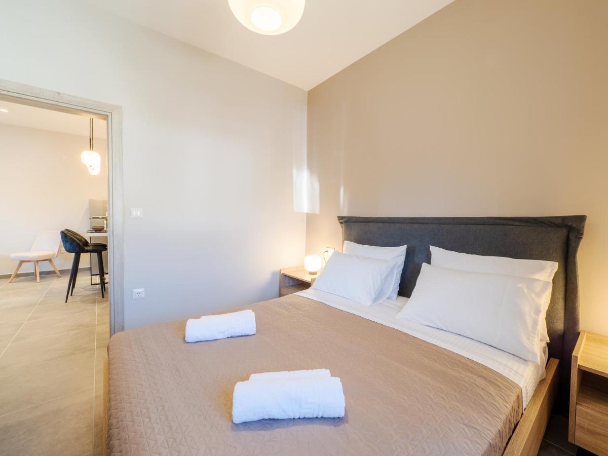M&K - Maria'S Stylish Apartment Near Alykes Beach Corfu  외부 사진