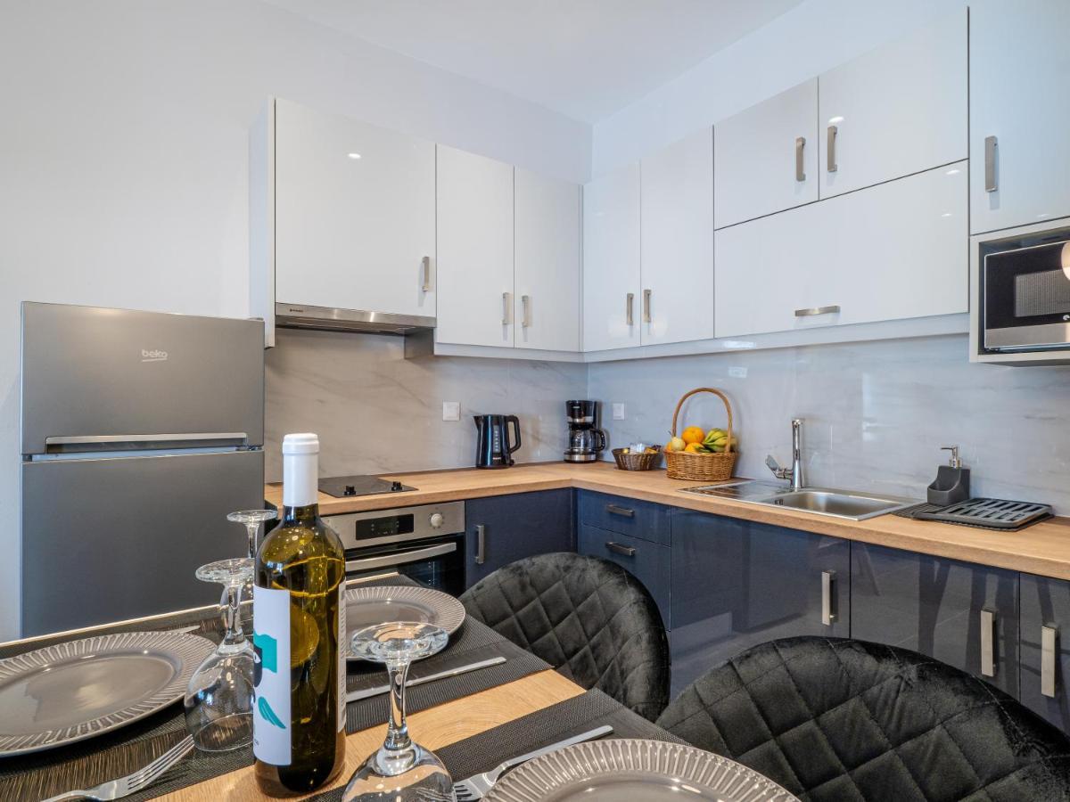 M&K - Maria'S Stylish Apartment Near Alykes Beach Corfu  외부 사진